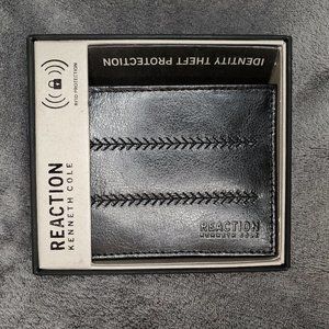 Kenneth Cole Reaction Wallet